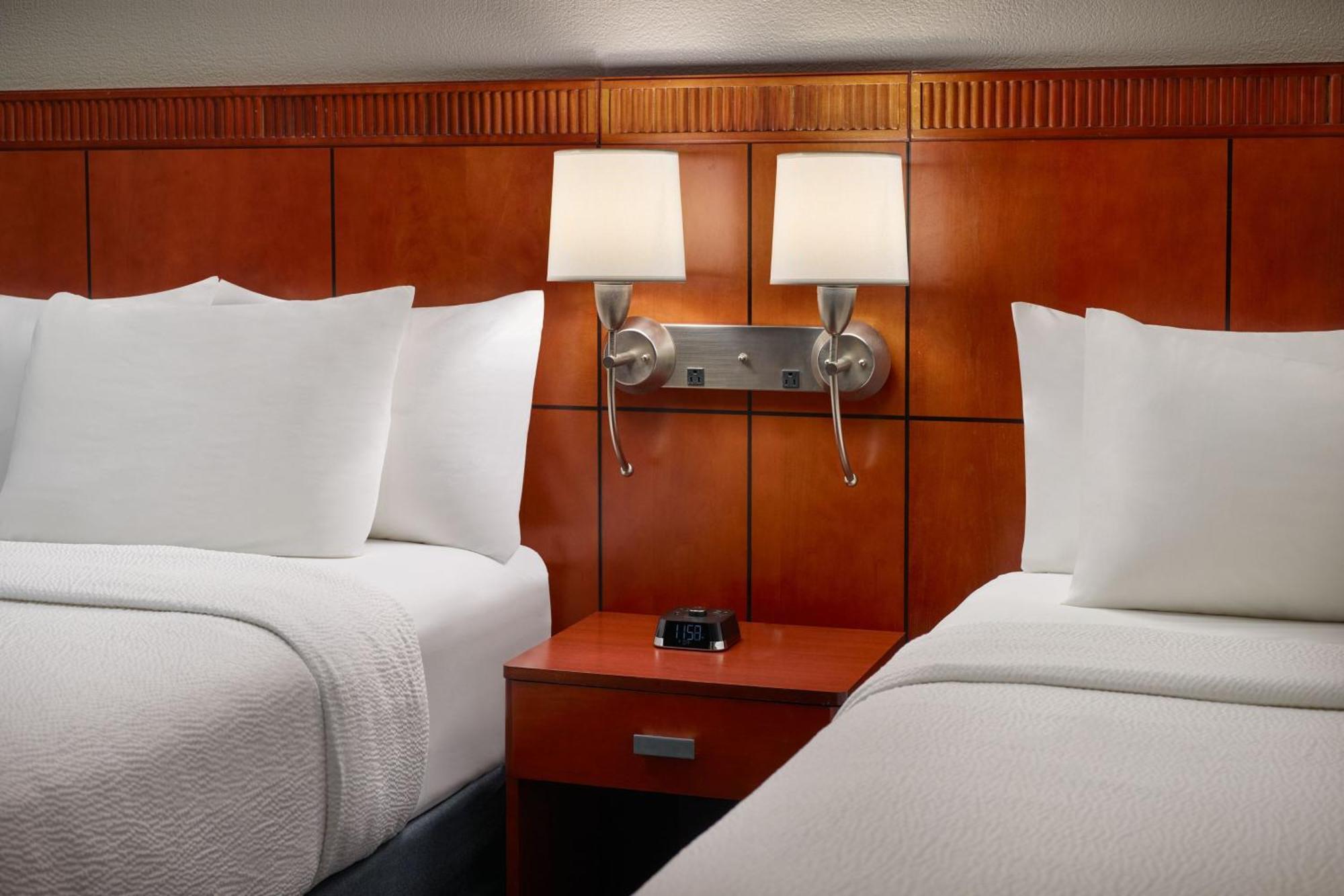 Courtyard By Marriott Atlanta Executive Park/Emory Hotel Druid Hills Ngoại thất bức ảnh
