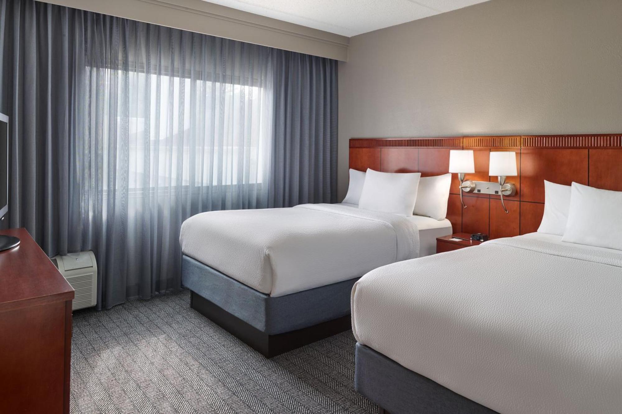 Courtyard By Marriott Atlanta Executive Park/Emory Hotel Druid Hills Ngoại thất bức ảnh