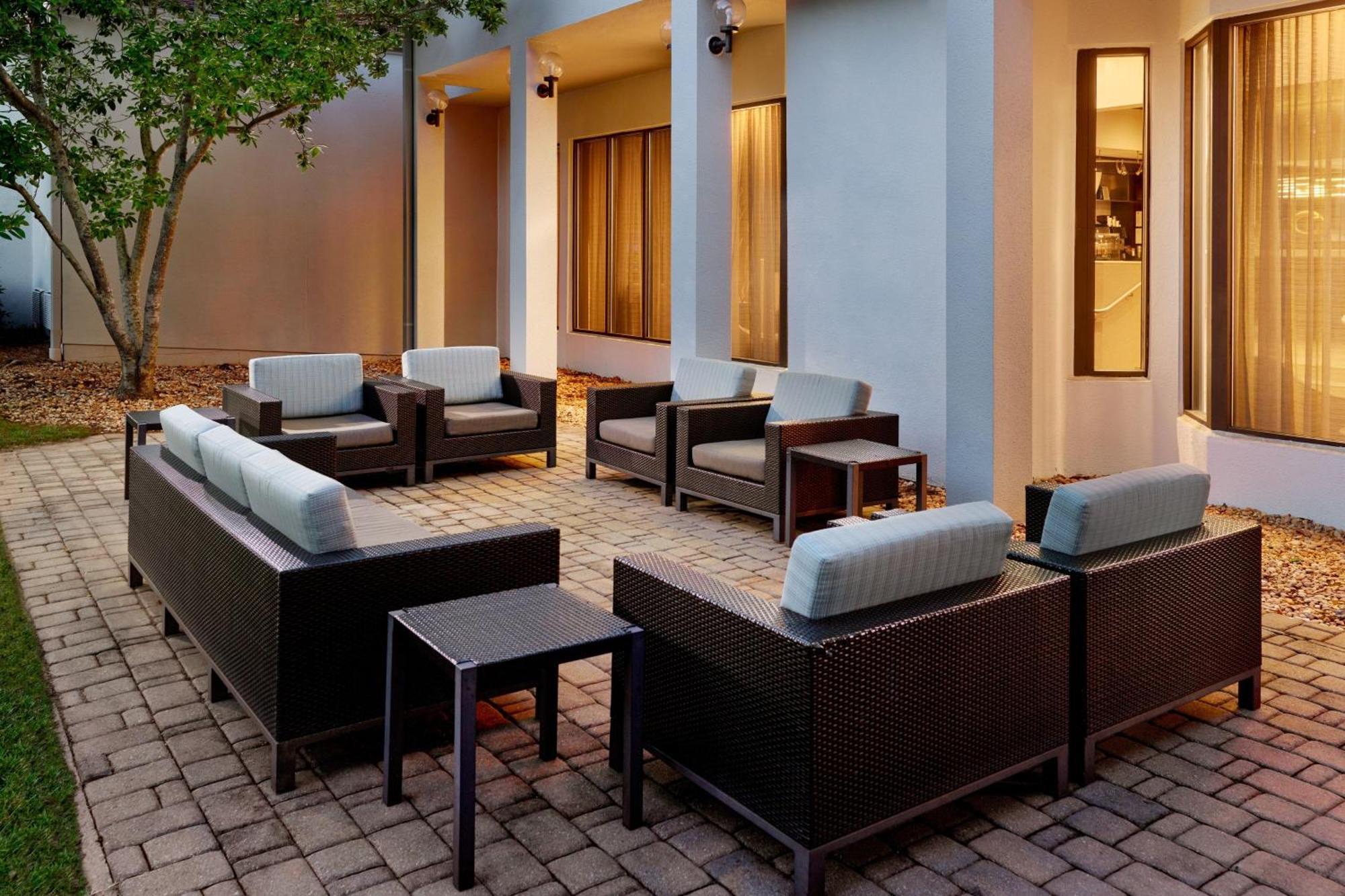 Courtyard By Marriott Atlanta Executive Park/Emory Hotel Druid Hills Ngoại thất bức ảnh