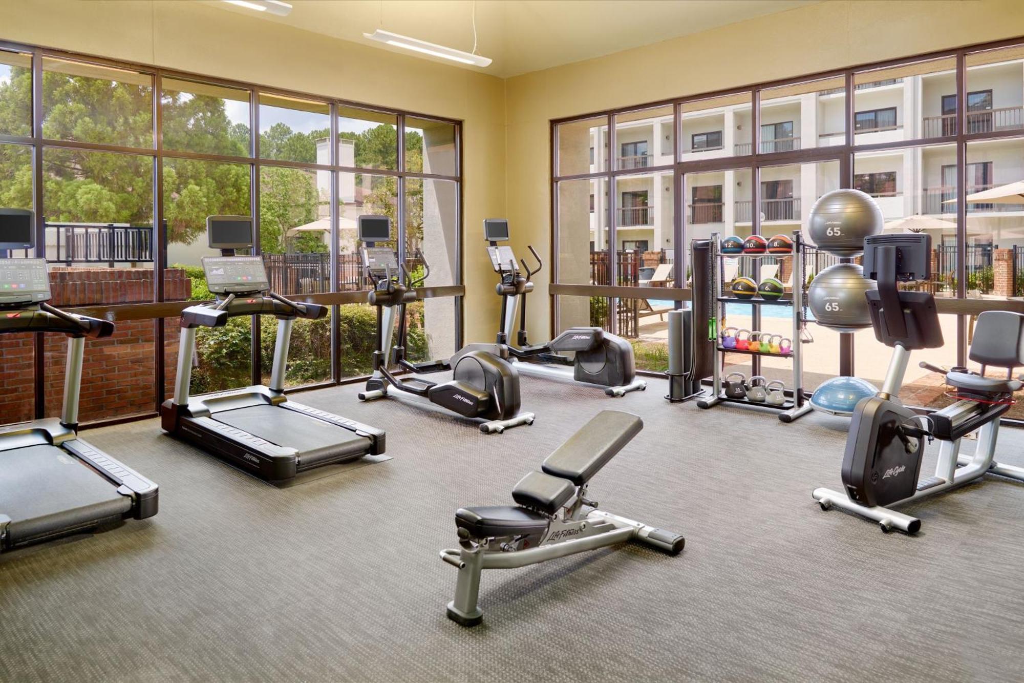 Courtyard By Marriott Atlanta Executive Park/Emory Hotel Druid Hills Ngoại thất bức ảnh