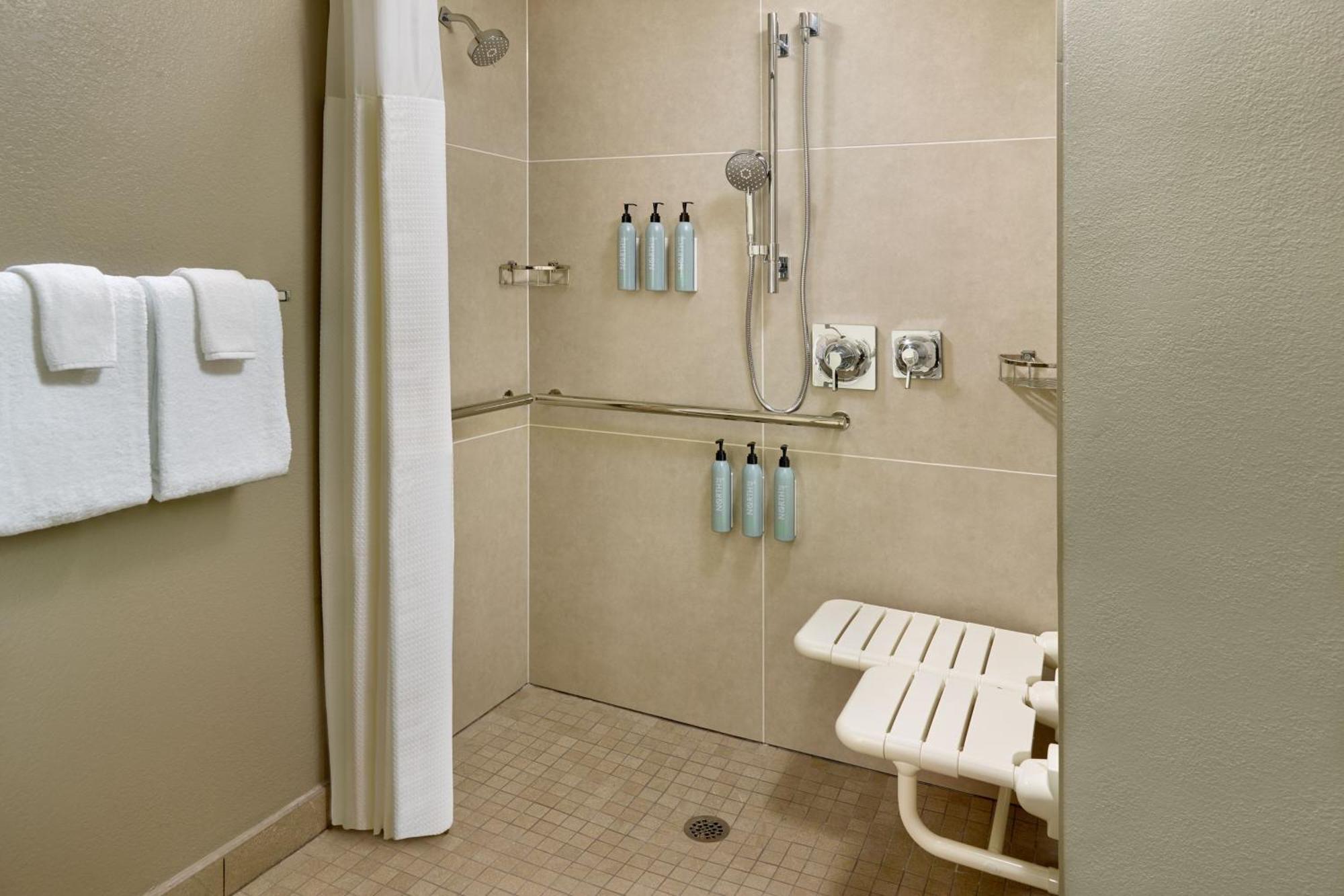 Courtyard By Marriott Atlanta Executive Park/Emory Hotel Druid Hills Ngoại thất bức ảnh